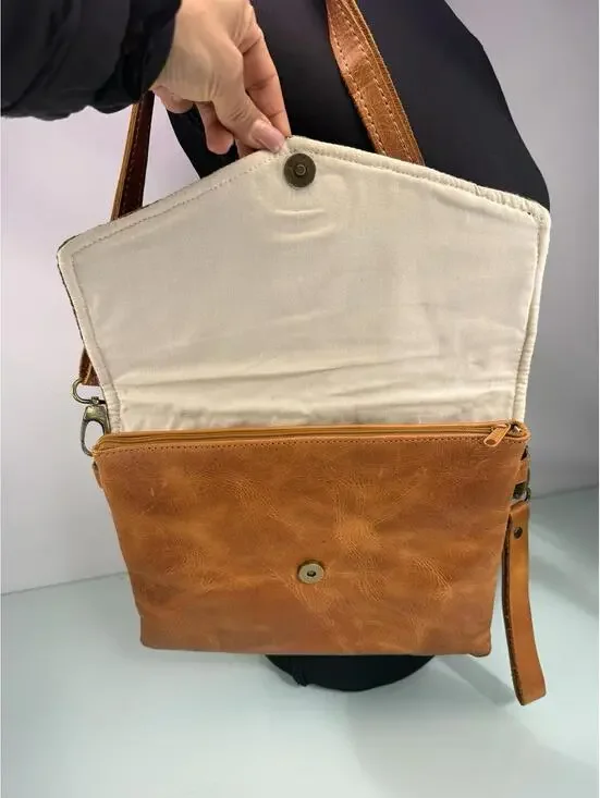 Trades of Hope Floral Needlepoint Leather Crossbody Bag Boho Artisan - Picture 3 of 8